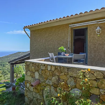 Petite Maison Vue Holiday home
